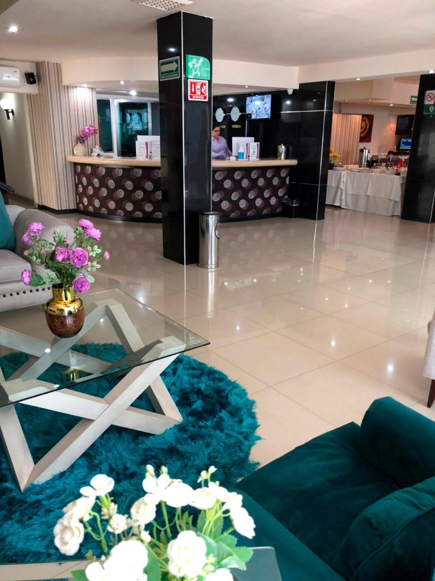 Hotel Francis Кульякан Екстер'єр фото